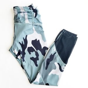 Camo Print Athletic Leggings - Women's Size XS